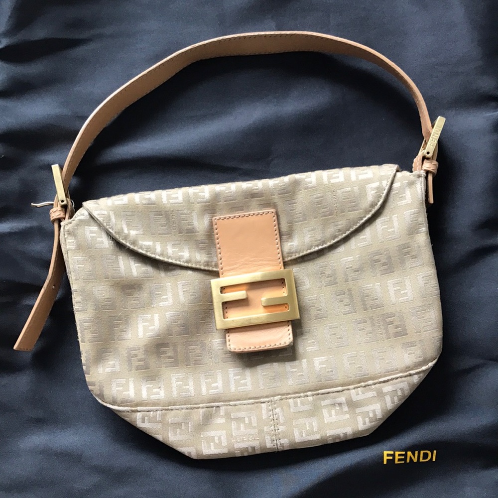 Cute Fendi Shoulder Bag